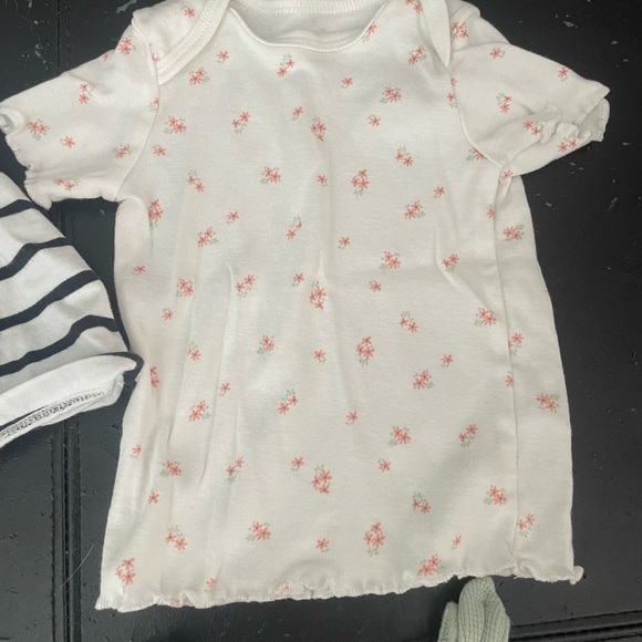 Carter's Assorted Kids Bodysuits - Stripes, Floral, and Solid - Picture 6 of 9